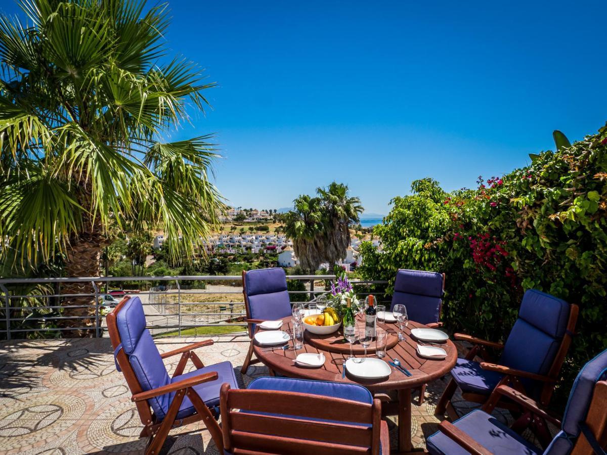Villa Rosa Luxury Private Large Villa To Rent マニルバ エクステリア 写真