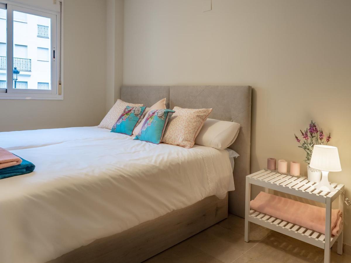 Villa Rosa Luxury Private Large Villa To Rent マニルバ エクステリア 写真