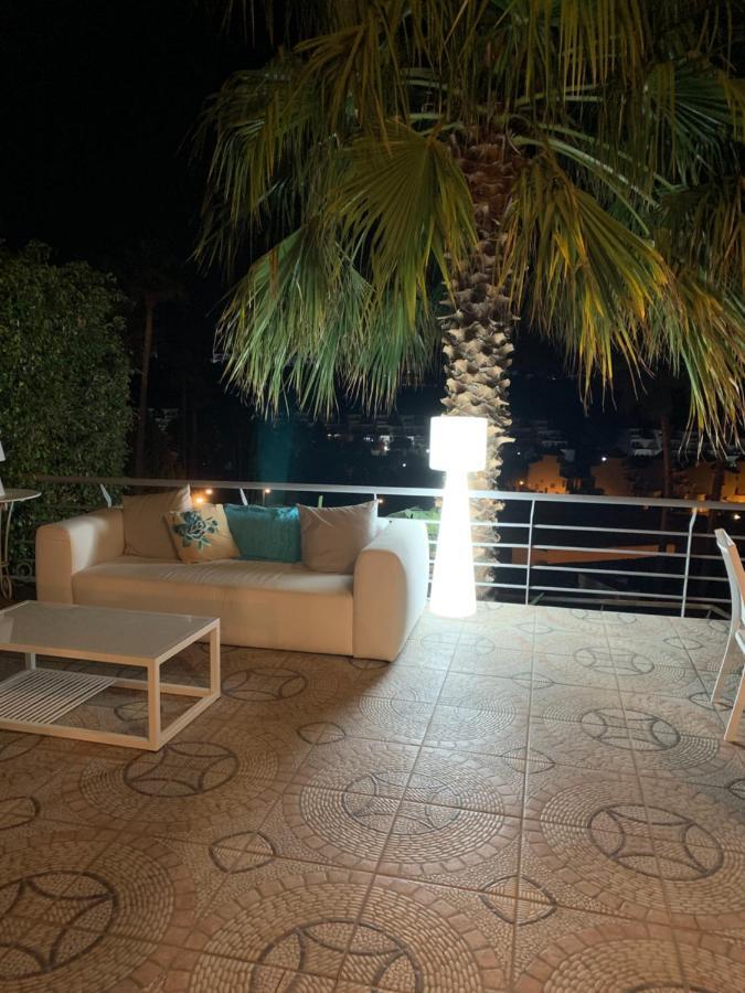 Villa Rosa Luxury Private Large Villa To Rent マニルバ エクステリア 写真